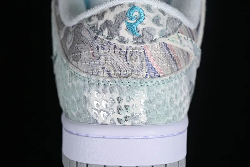 All Categories Nk SB Dunk Series Nk SB Dunk Low Low-top sneakers Nk Dunk Low CNY Year of the Dragon limited New Chinese style customization Steam Puppet-Third Prince Ao Bing SB low-top casual sneakers DV0831-101